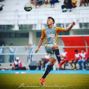 เจนภพ-โพธิ์ขี-above