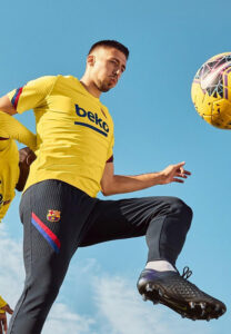 เกลม็อง ล็องแกล-เล่นบอล