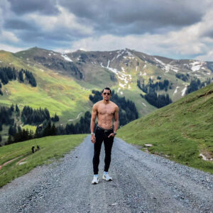 กวินทร์-ธรรมสัจจานันท์-any