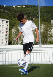 Eliesse-Ben-Seghir-(15)