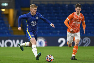 ลูอิส-ฮอลล์-(13)