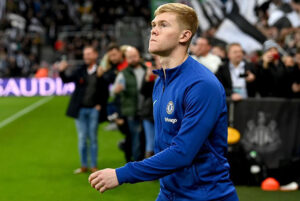 ลูอิส-ฮอลล์-(16)