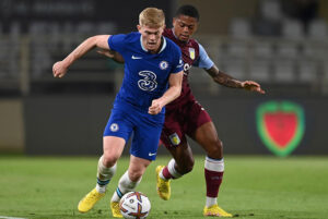 ลูอิส-ฮอลล์-(17)