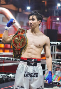 หล่งซื่อ-ลี-(3)