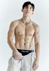 gap-jakarin-puribhat-(1)