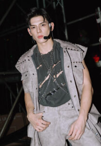 gap-jakarin-puribhat-(5)