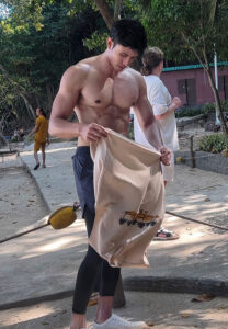 Apiwat-M-Em-(9) Apiwat-M-Em-(9)