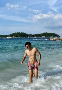 TIMMYSANNER (9) TIMMYSANNER (9)