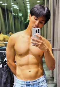 Warawut-Chongcharoen-(27)