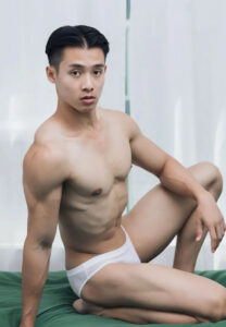 Chayut-Akkaraparat-(1)