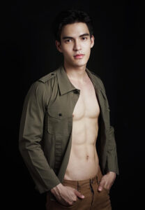 เจ-ชลวัฒน์-(4) เจ-ชลวัฒน์-(4)