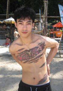 ปอม-ปาร์คเกอร์-(4)