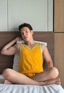 khun-note-024-Radiant