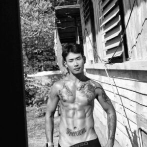 earthxchls07-035-Elegant