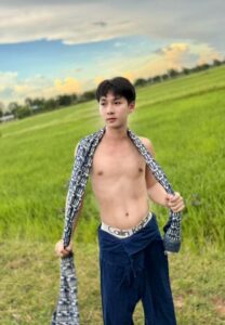 ปอนด์-ปภังกร-027-Elegant