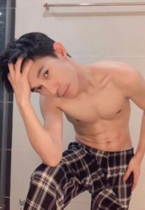 Gusto-Katanyu-026-Stunning