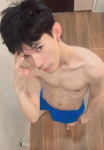 Gusto-Katanyu-030-Attractive