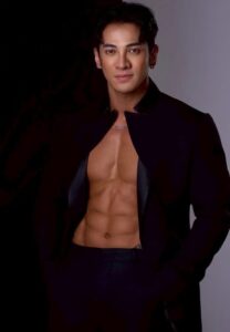 Arm-Thanongsak-006-Dazzling