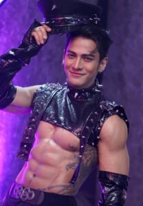 Arm-Thanongsak-015-Adorable