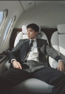 Glass-Thanaphon-021-Graceful